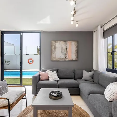 Casa Clara By Escape بلايا بلانكا